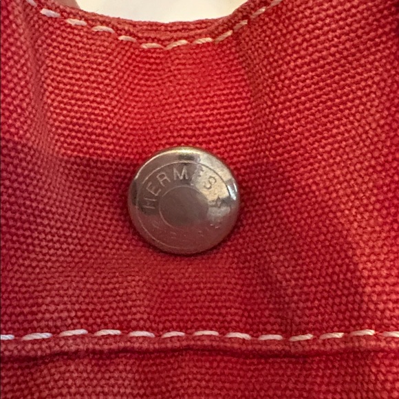 RED HERMÈS TOTE Deauville PM - Picture 15 of 17